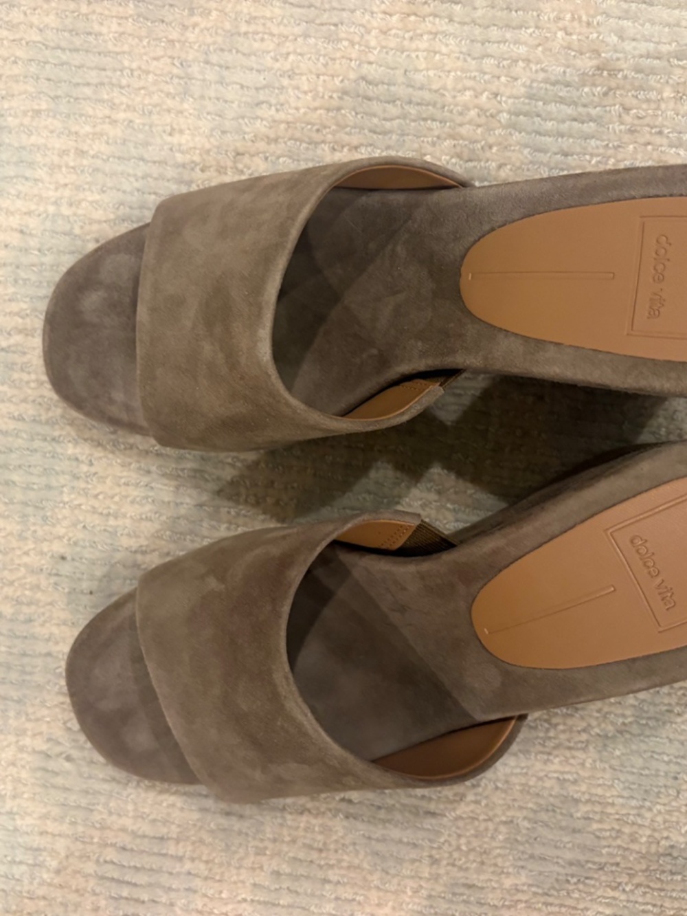 Dolce Vita Holta Wedges Olive Suede 6.5 NEVER WORN! No box. - Picture 14 of 16